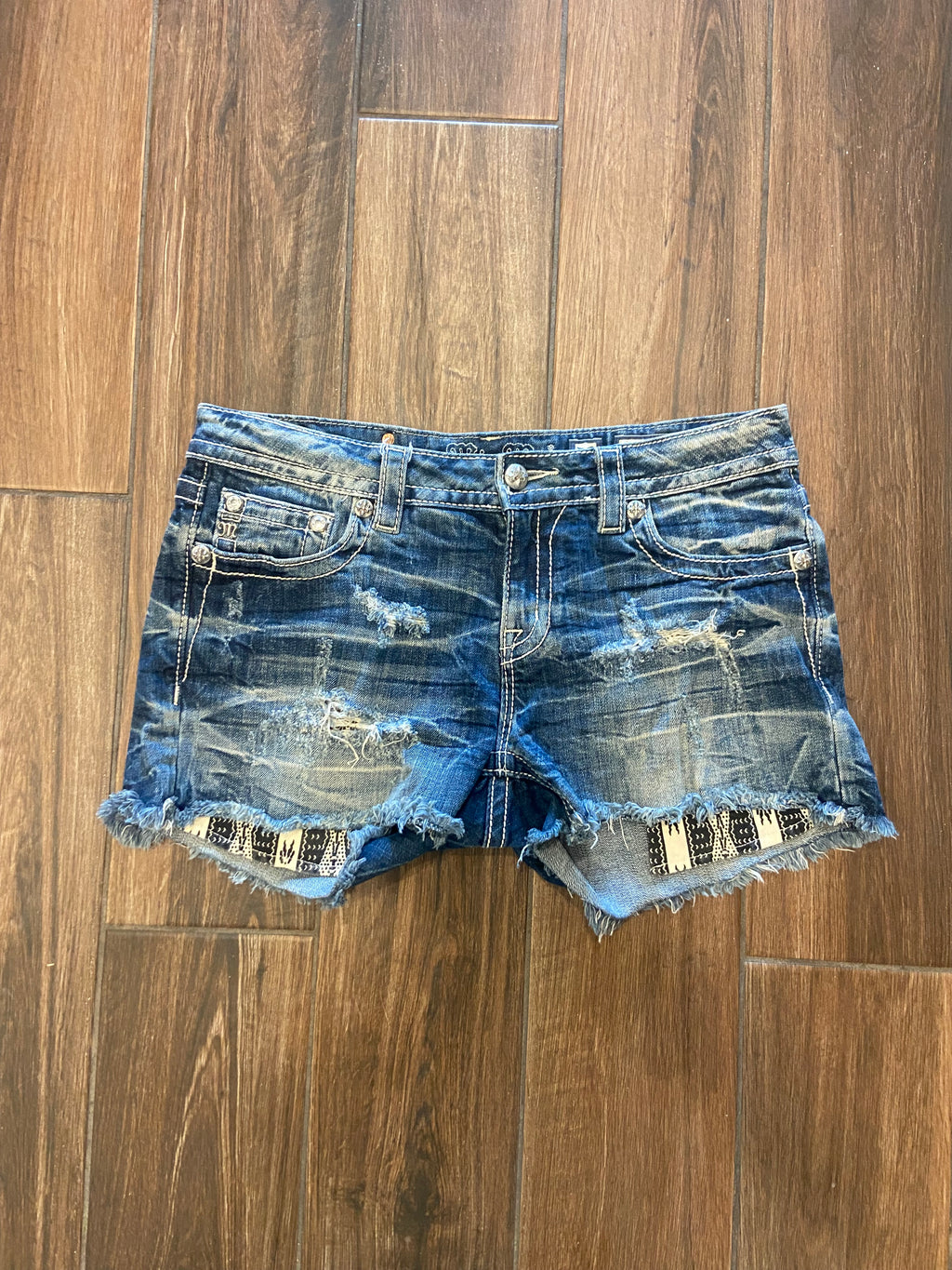 Miss Me Jean Shorts, size 30